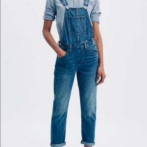Levi's Loose Fit Overalls Medium Wash Denim Jeans Pants Jumpsuit